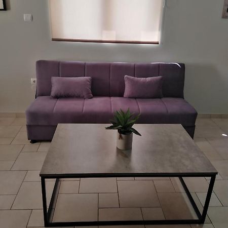Hommie Apartment Amaliada Экстерьер фото